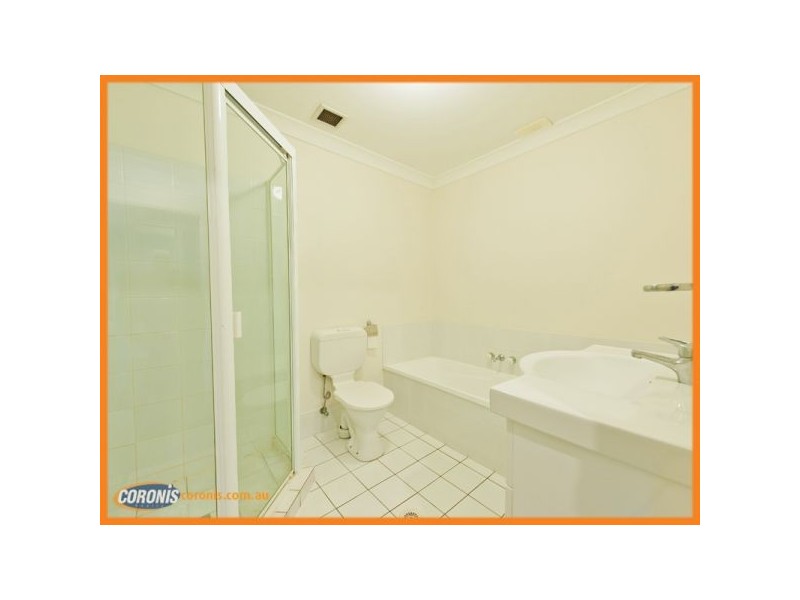 1014/6 Crestridge Crescent, Oxenford QLD 4210