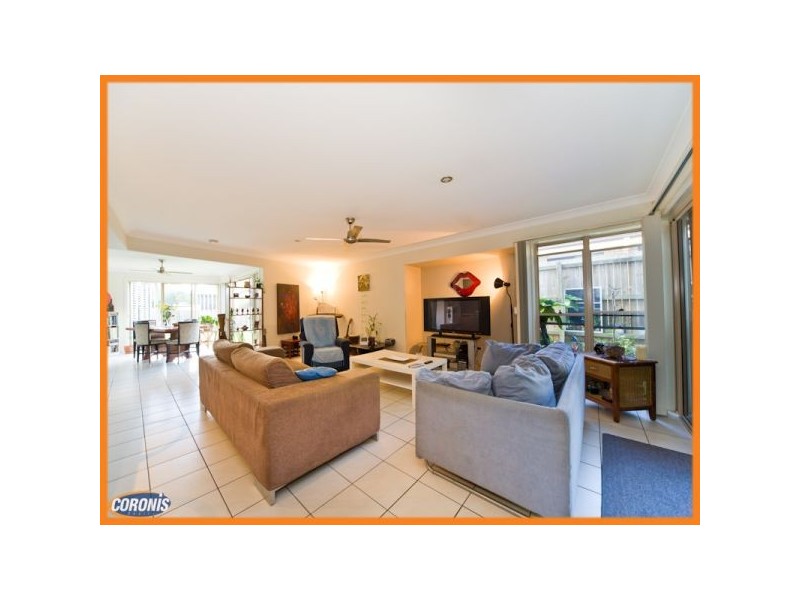 12 Serene Place, Birkdale QLD 4159