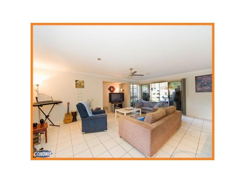 12 Serene Place, Birkdale QLD 4159