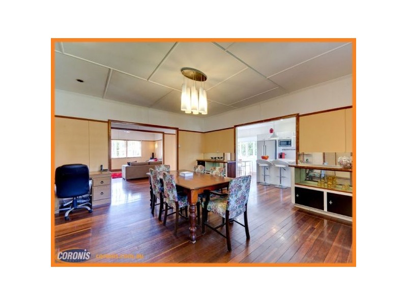 10 Willowie Street, Stafford QLD 4053