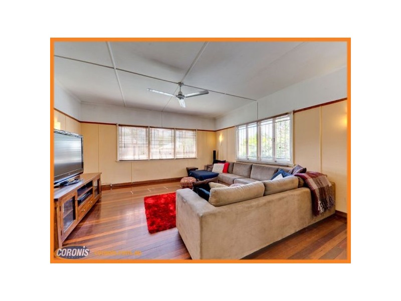 10 Willowie Street, Stafford QLD 4053