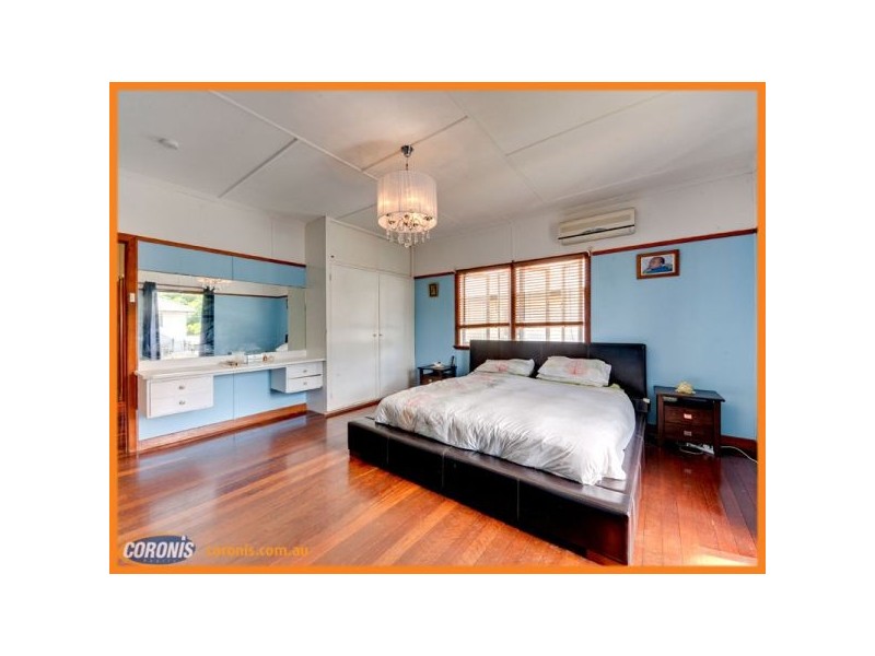 10 Willowie Street, Stafford QLD 4053