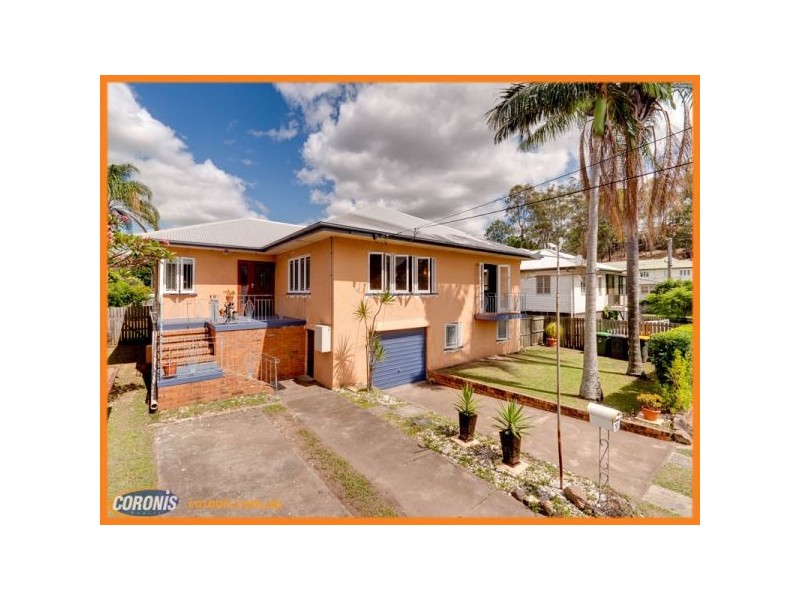 10 Willowie Street, Stafford QLD 4053