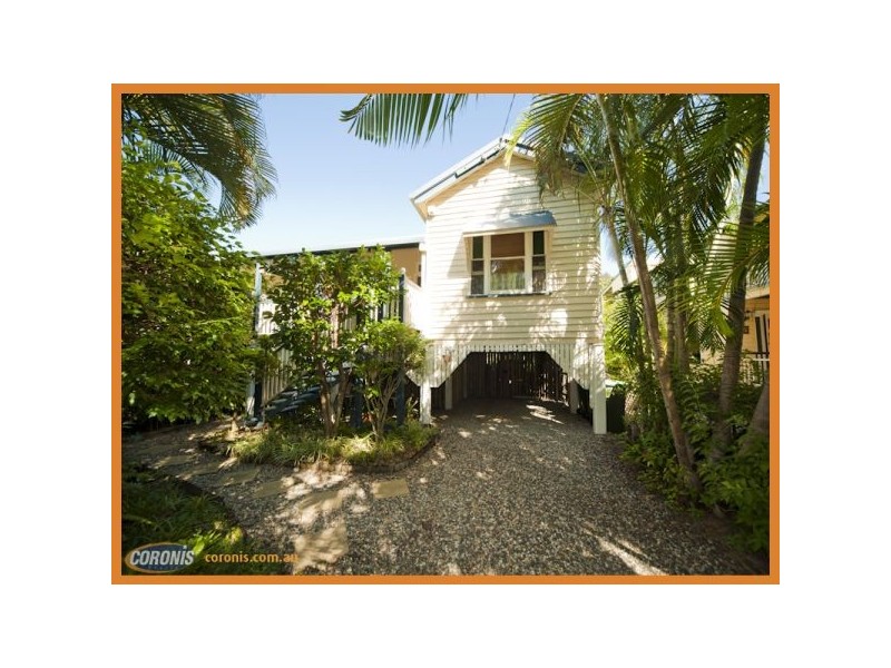 15 Gowen Street, Shorncliffe QLD 4017