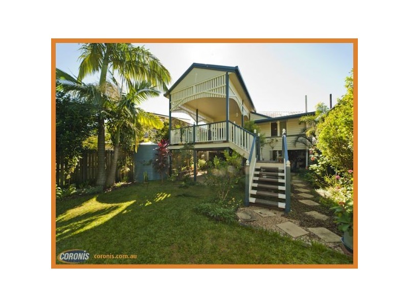 15 Gowen Street, Shorncliffe QLD 4017