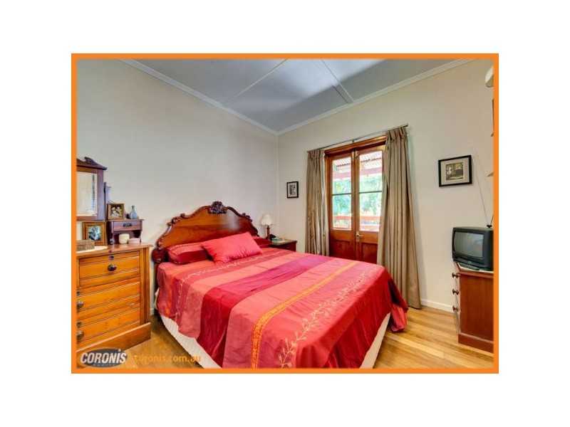 8 Deramore Street, Wavell Heights QLD 4012