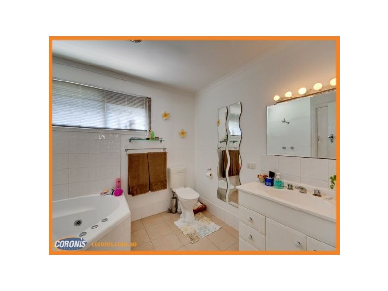 24 Landsboro Ave, Boondall QLD 4034