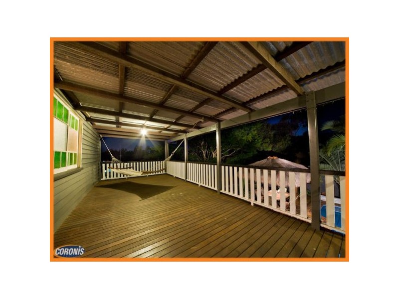 690 Waterworks Road, Ashgrove QLD 4060