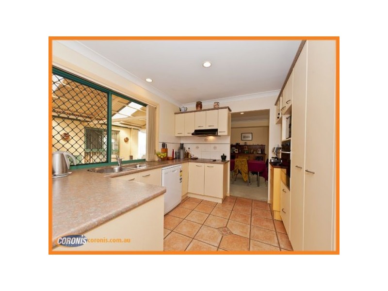 8 Oakvale Street, Underwood QLD 4119