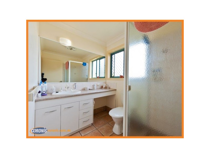 8 Oakvale Street, Underwood QLD 4119