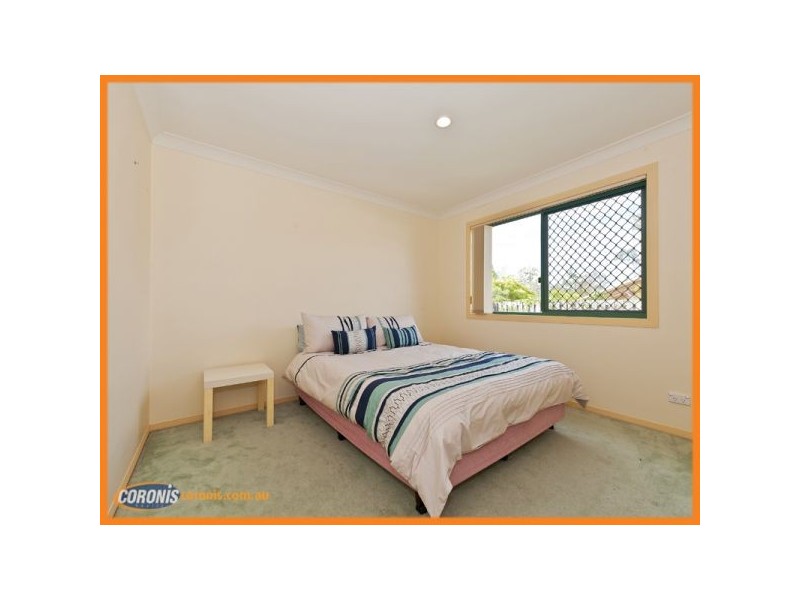 8 Oakvale Street, Underwood QLD 4119