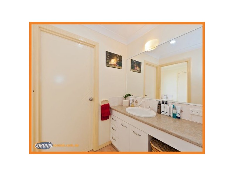 8 Oakvale Street, Underwood QLD 4119