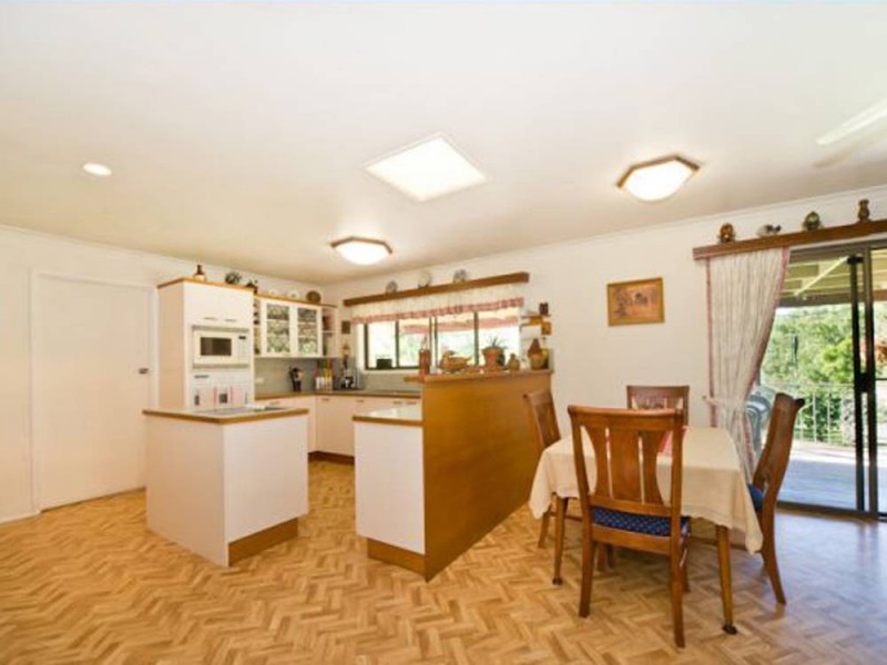 16 Redbank Plains Road, Goodna QLD 4300