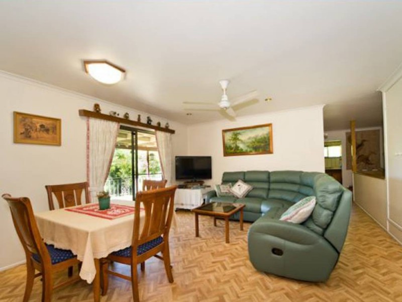 16 Redbank Plains Road, Goodna QLD 4300