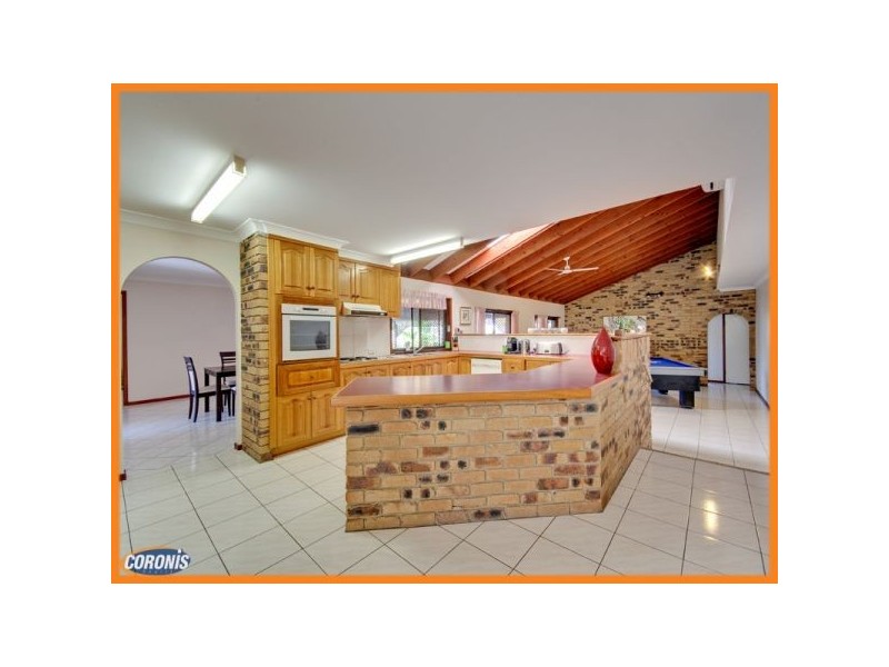 40 Sinatra Crescent, Mcdowall QLD 4053