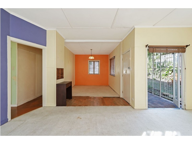 73 Mawson Street, Stafford Heights QLD 4053