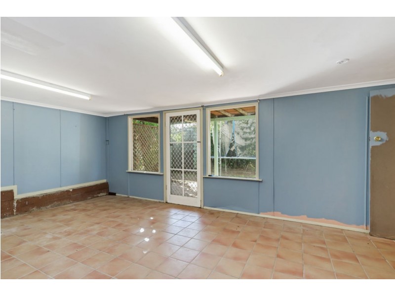 73 Mawson Street, Stafford Heights QLD 4053