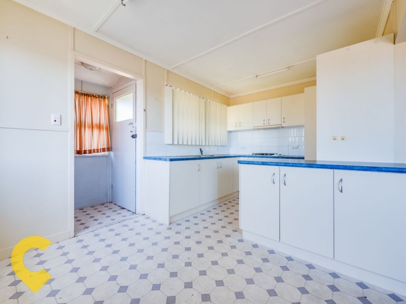 11 Kingaroy Street, Stafford Heights QLD 4053