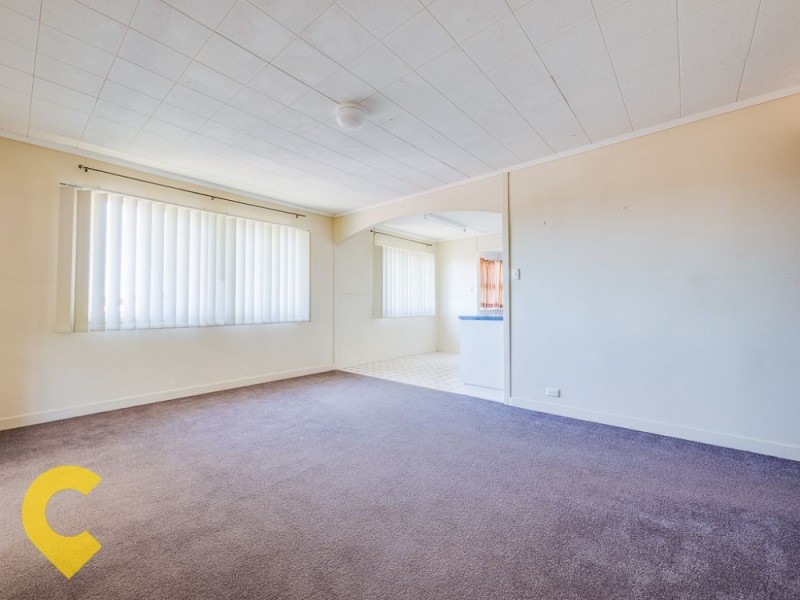 11 Kingaroy Street, Stafford Heights QLD 4053