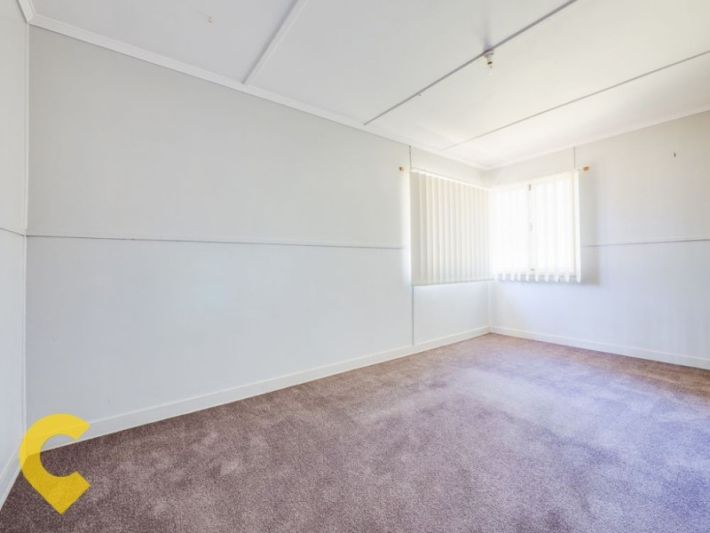 11 Kingaroy Street, Stafford Heights QLD 4053