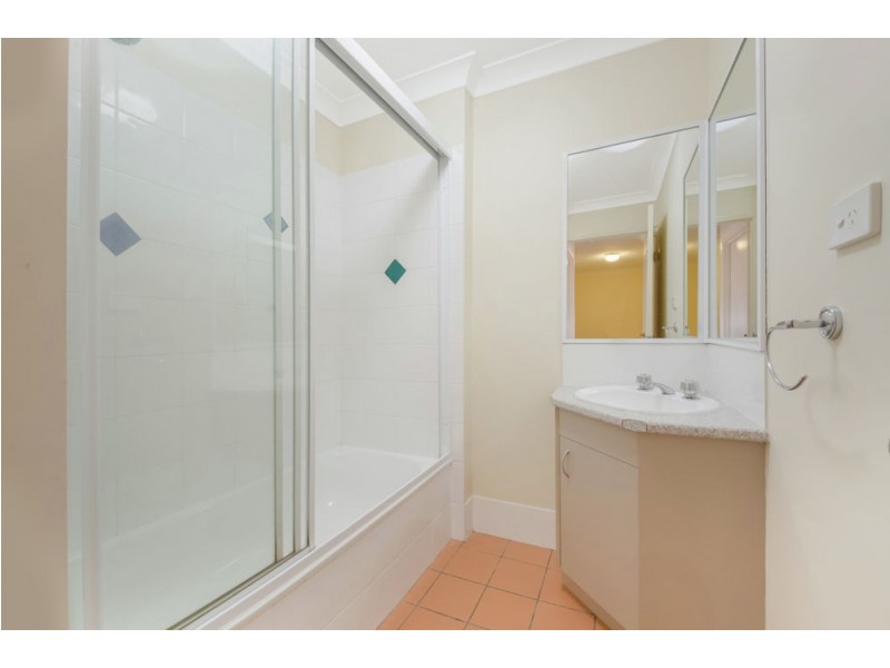 8/47 Gamelin Crescent, Stafford QLD 4053