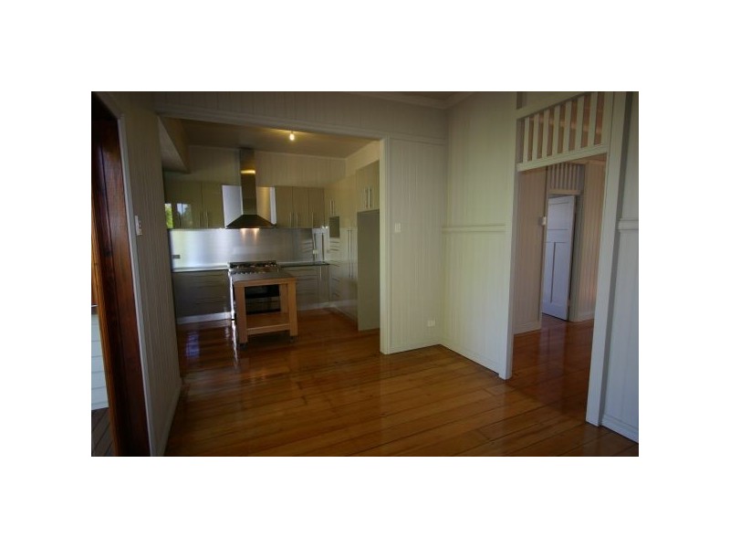 25 Price Street, Wooloowin QLD 4030