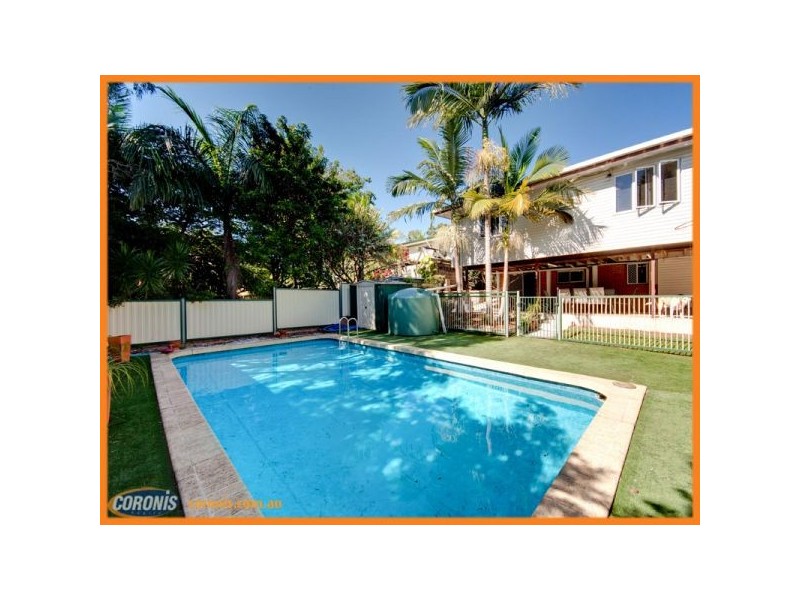 5 Aldren Street, Stafford Heights QLD 4053