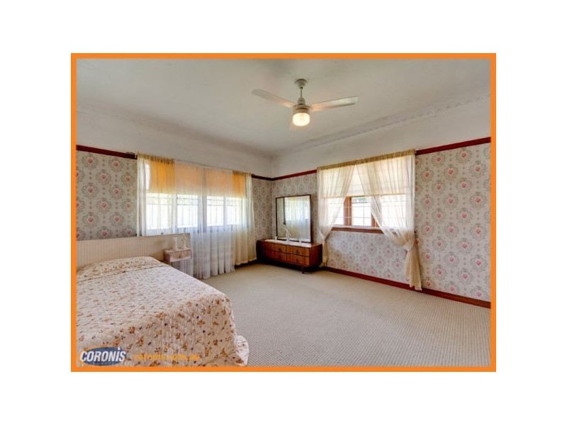 20 Dunedoo Street, Stafford QLD 4053