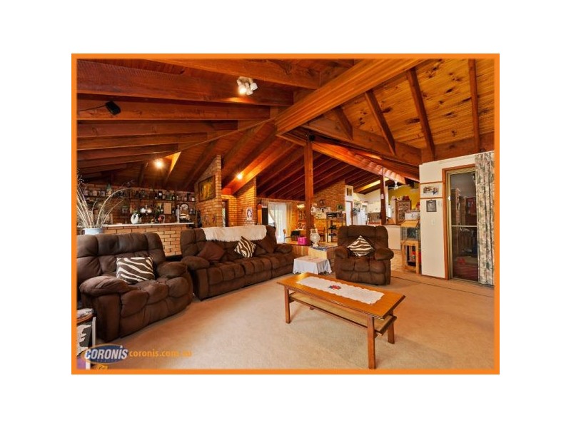 65 Riversdale Road, Oxenford QLD 4210