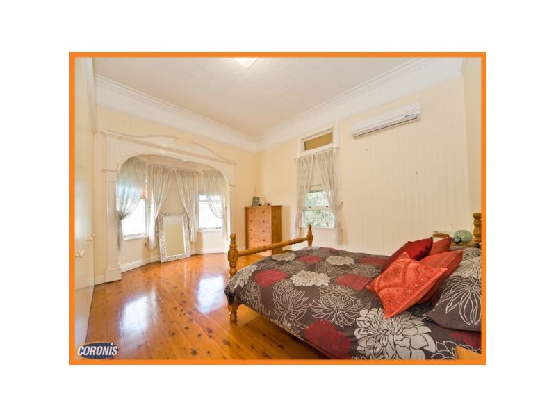11 Lahey Close, Wynnum QLD 4178