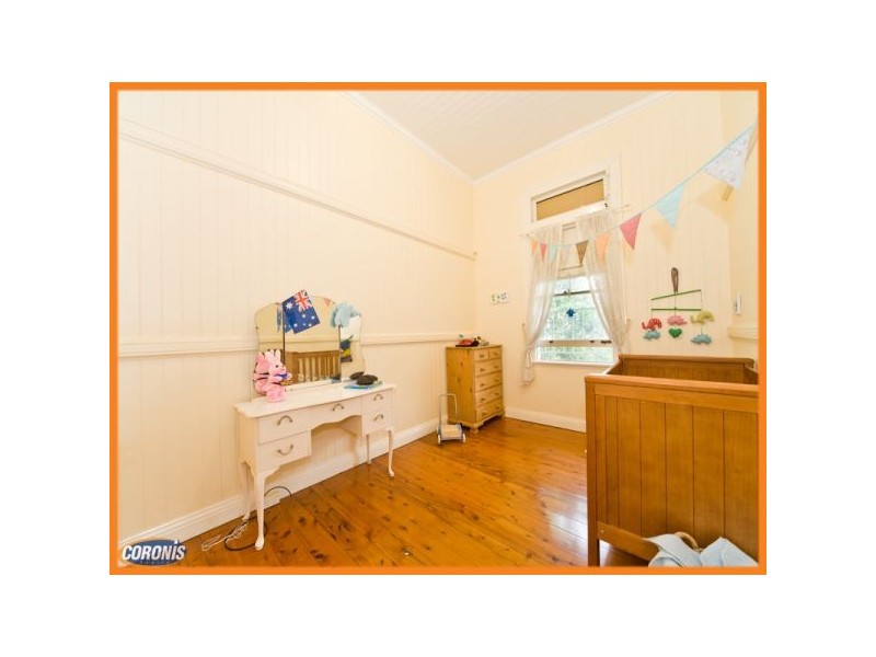 11 Lahey Close, Wynnum QLD 4178