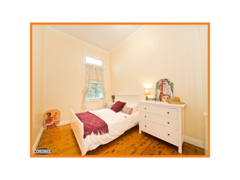 11 Lahey Close, Wynnum QLD 4178