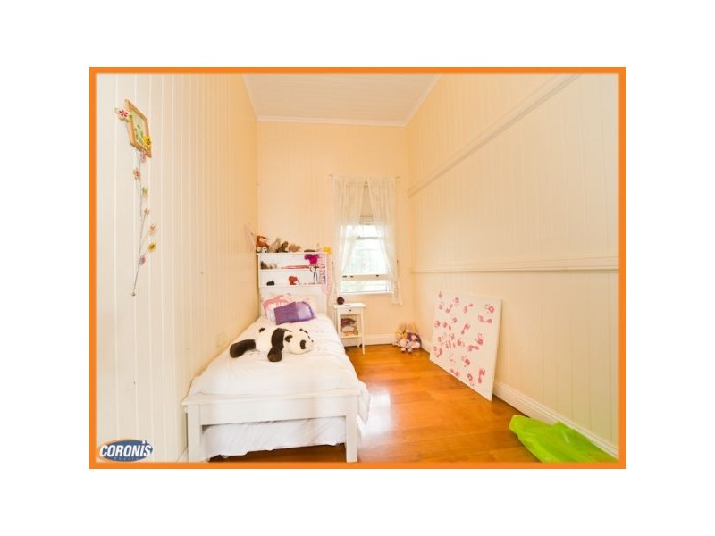 11 Lahey Close, Wynnum QLD 4178