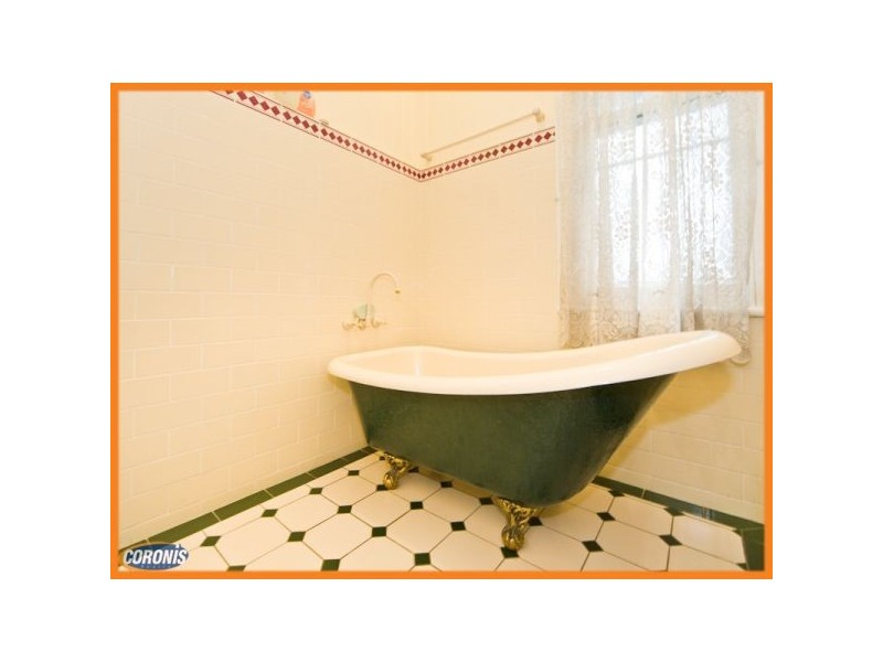 11 Lahey Close, Wynnum QLD 4178
