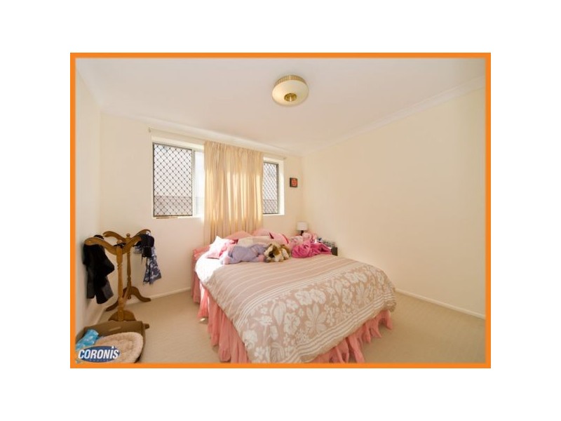 2/15 Bundah Street, Camp Hill QLD 4152