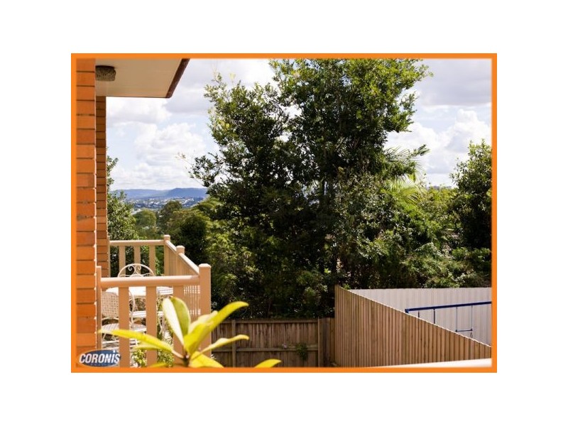 2/15 Bundah Street, Camp Hill QLD 4152