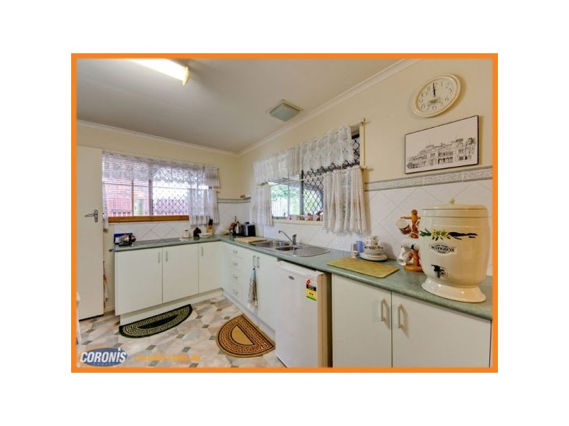 18 Clemesha, Keperra QLD 4054