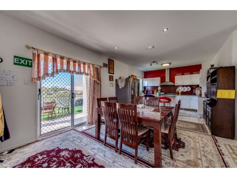 19 Farzana Place, Underwood QLD 4119