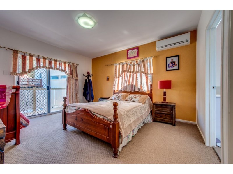 19 Farzana Place, Underwood QLD 4119