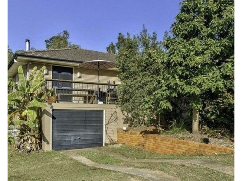 16 Coleridge Street, Stafford Heights QLD 4053