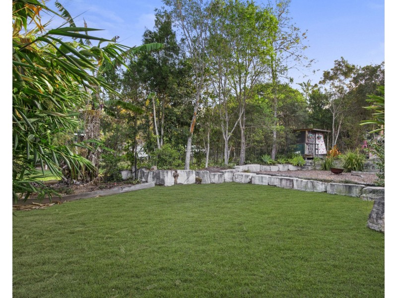 16 Coleridge Street, Stafford Heights QLD 4053