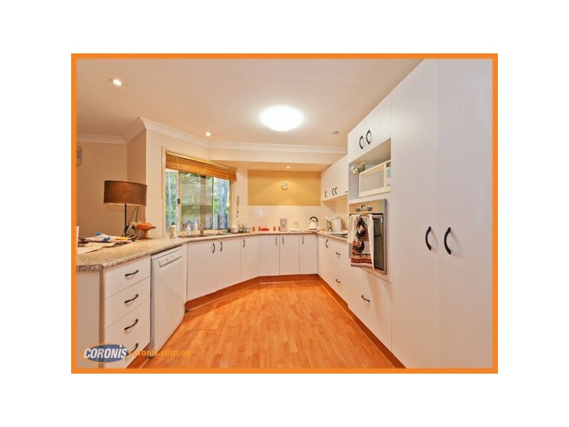 6 Corai Cl, Pacific Pines QLD 4211