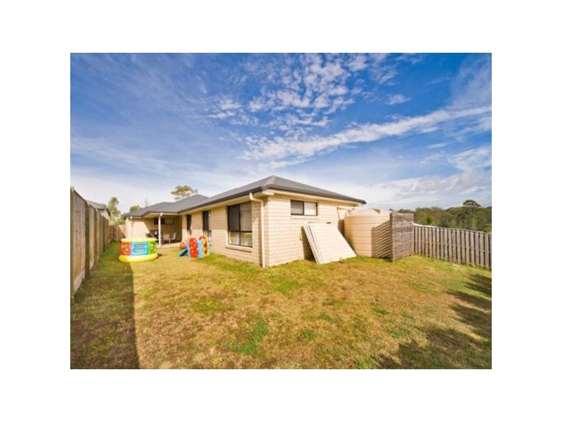 33 Mcnamara Place, Redbank Plains QLD 4301