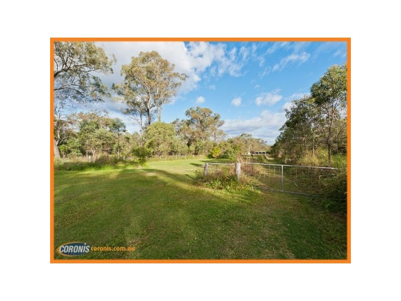 215 Andrew Road, Greenbank QLD 4124