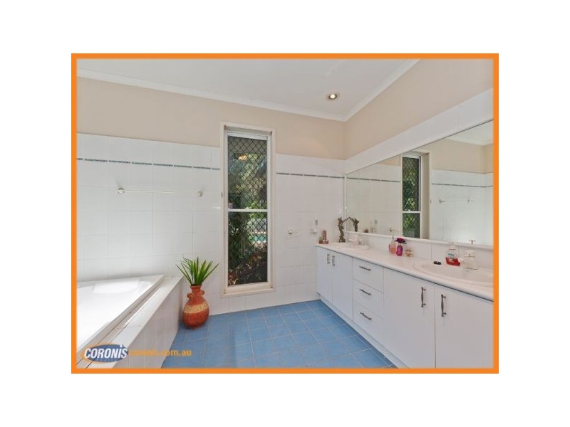 10 Guara Grove, Pimpama QLD 4209