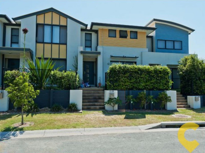 2/23 Park Esplanade, Coomera QLD 4209
