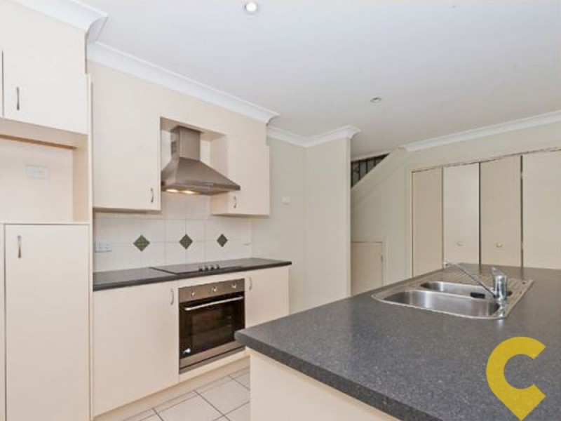 2/23 Park Esplanade, Coomera QLD 4209