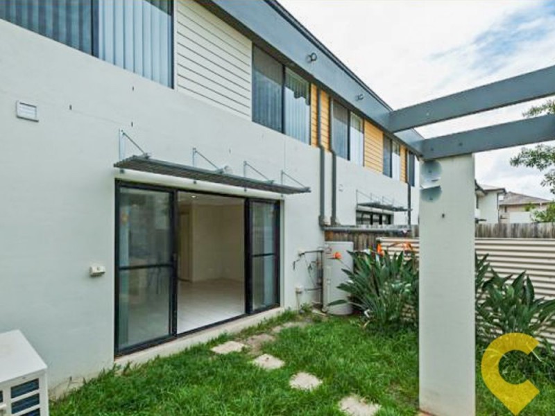 2/23 Park Esplanade, Coomera QLD 4209