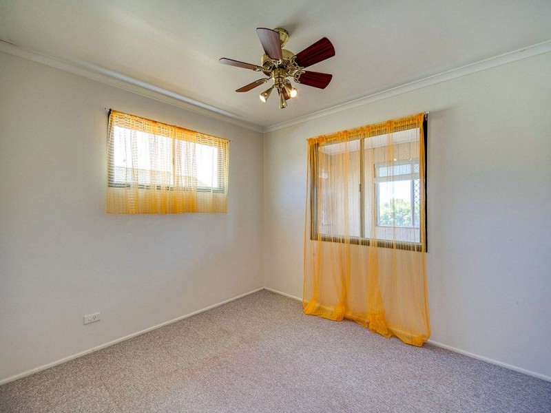 274 Scarborough Road, Scarborough QLD 4020