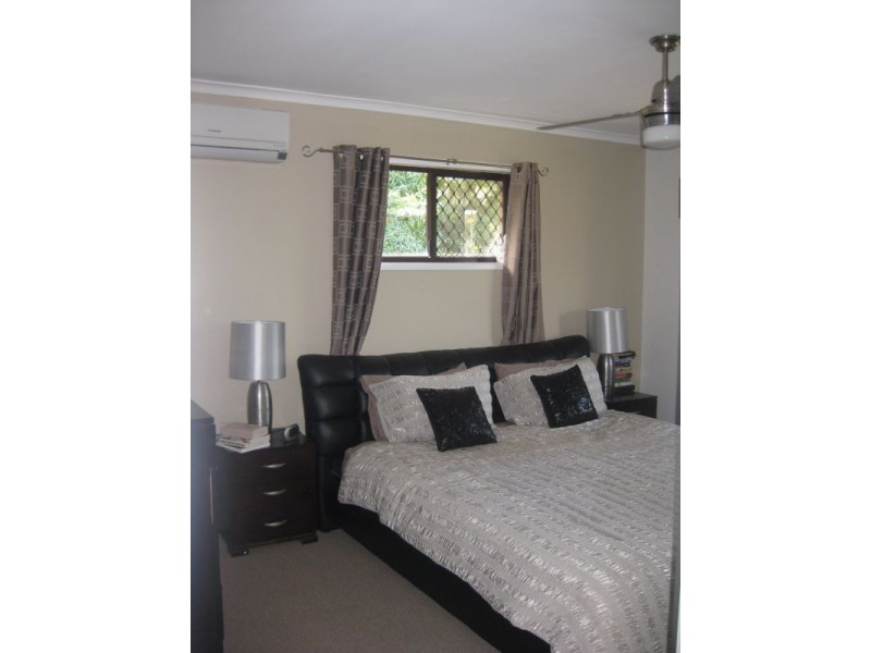 21 Detling Street, Stafford Heights QLD 4053